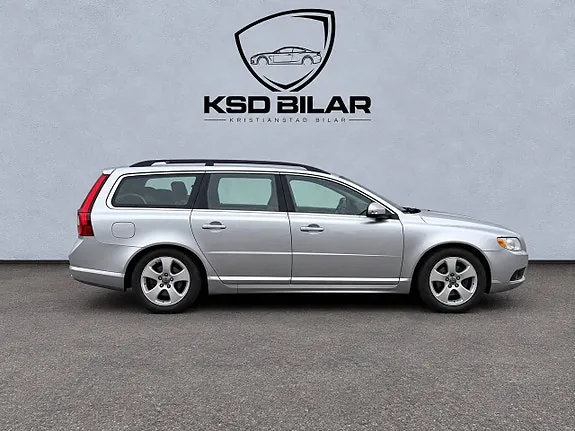 Volvo V70 2010 photo 5