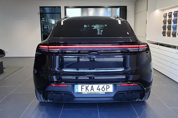 Porsche Macan Gts 2026 photo 4