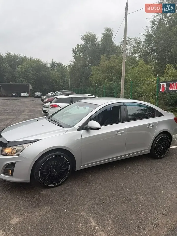 Chevrolet Cruze 2014 photo 3