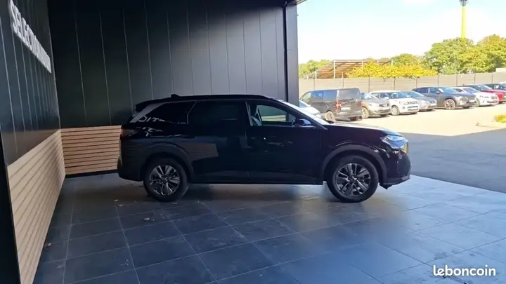 Peugeot 5008 2025 photo 4