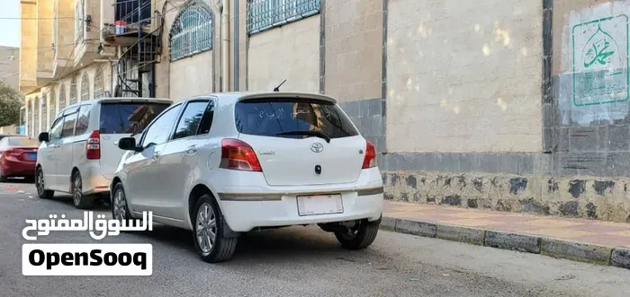 Toyota Yaris 2010 photo 4