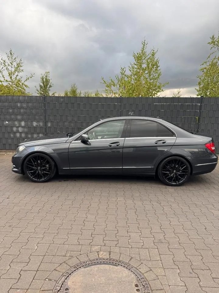 Mercedes-Benz C 200
