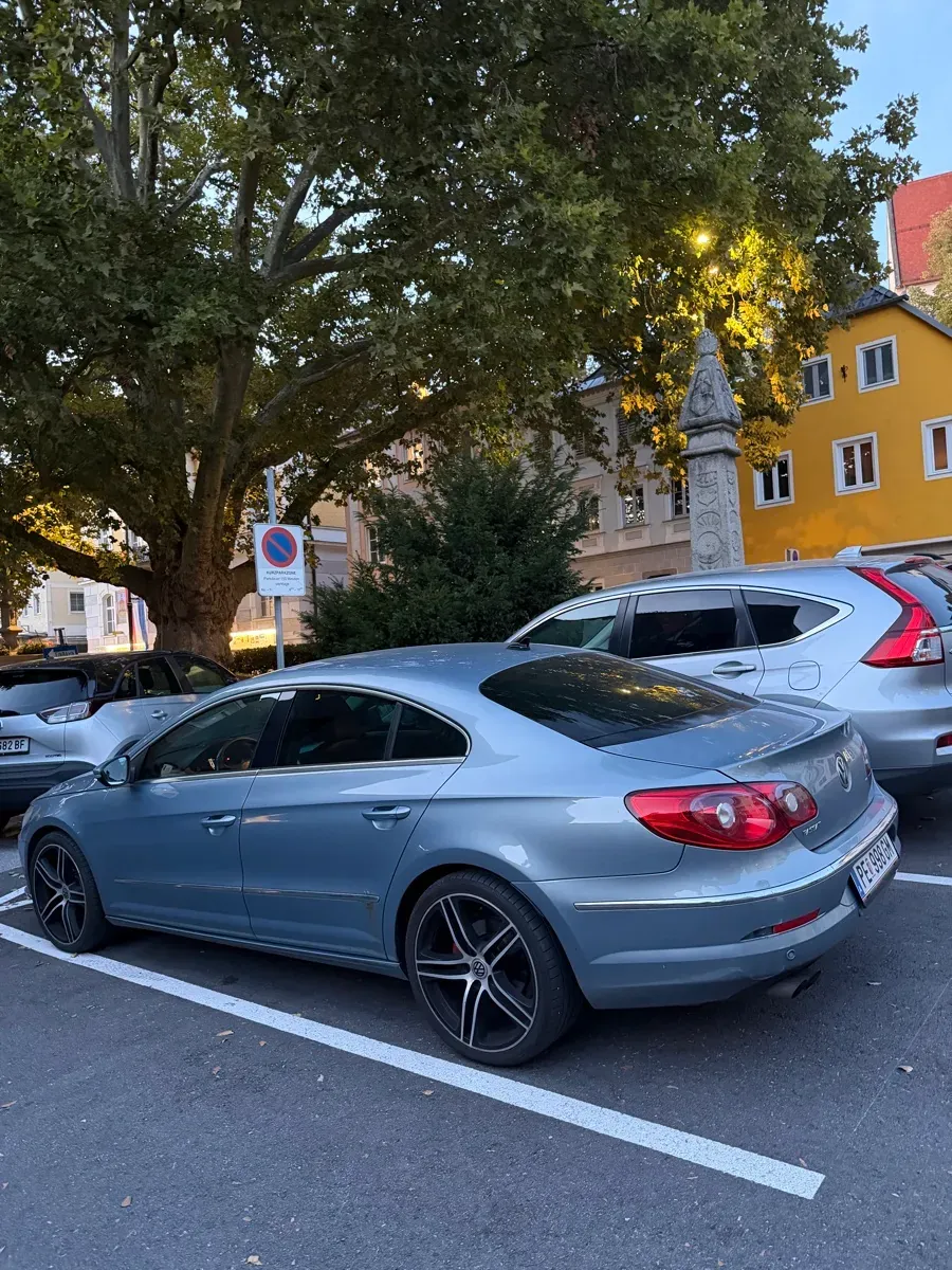Volkswagen Passat Cc 2009 photo 3