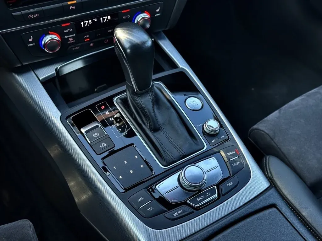 Audi A6 2017 photo 2
