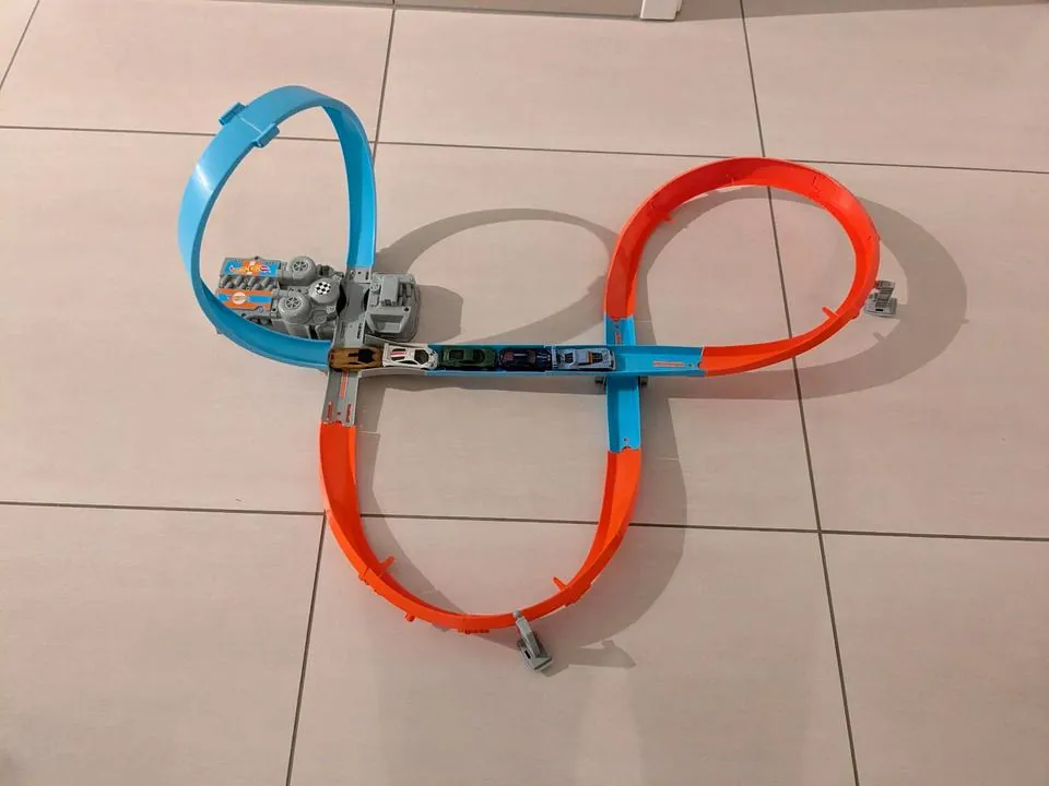 Hot Wheels Bahn