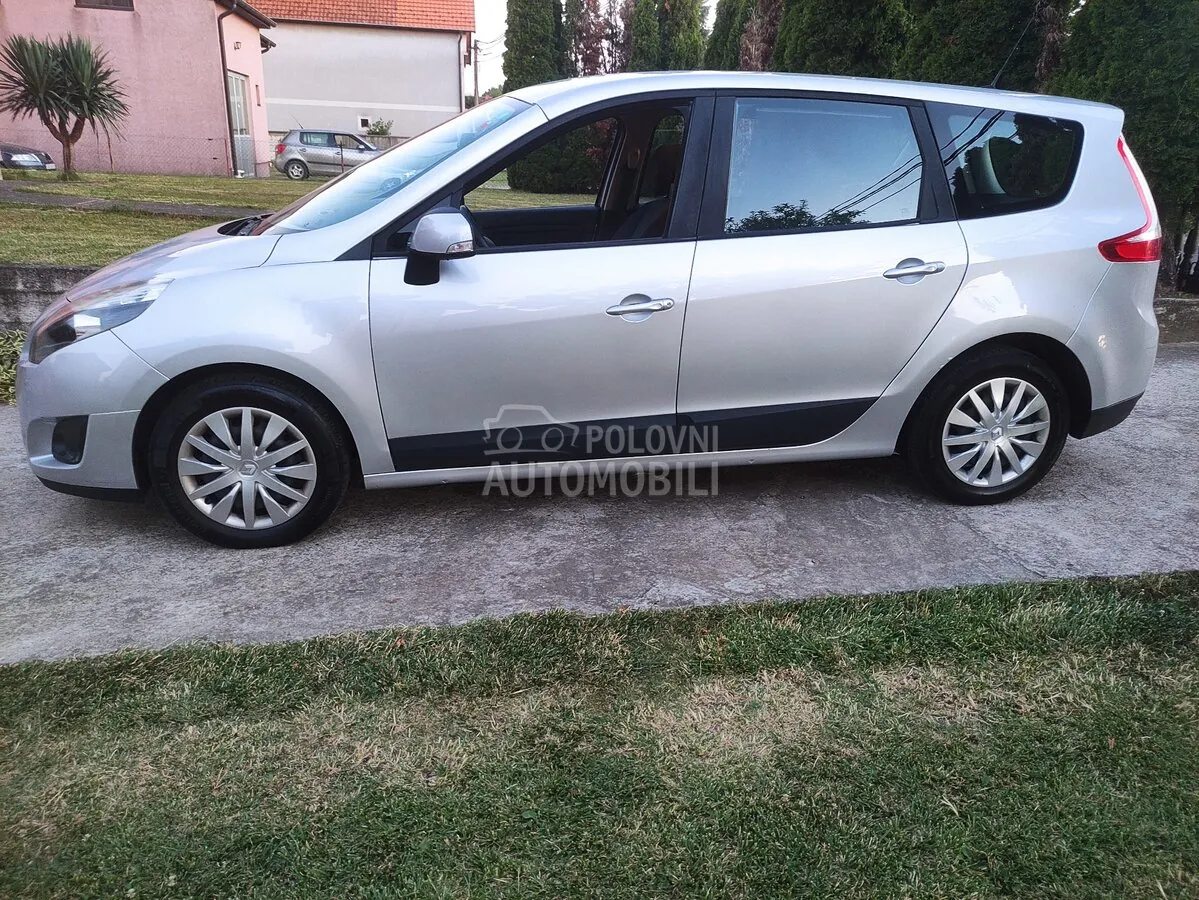 Renault Scenic 2010 photo 2