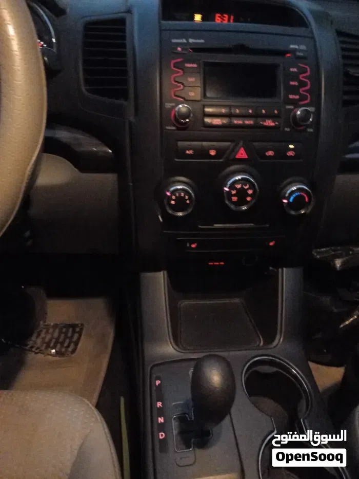 Kia Sorento 2012 photo 2