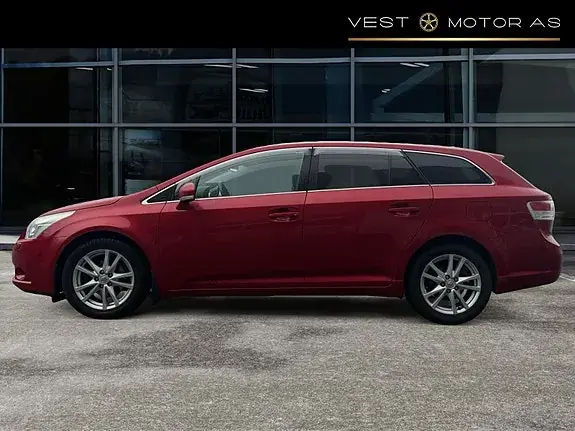 Toyota Avensis 2011 photo 4
