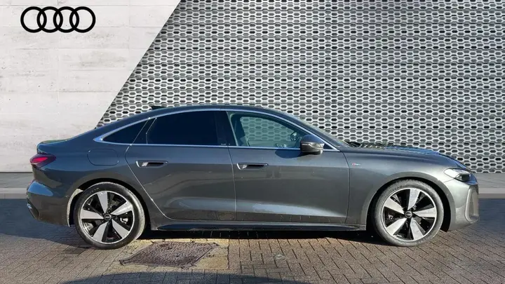 Audi A5 2025 photo 4