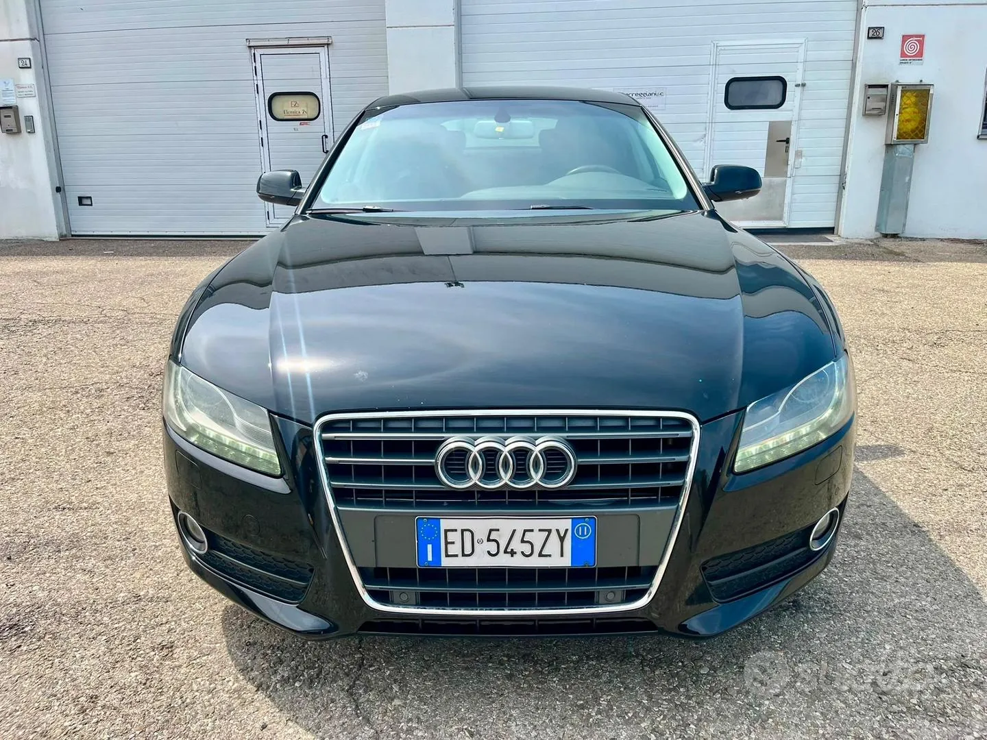 Audi A5 2011 photo 2