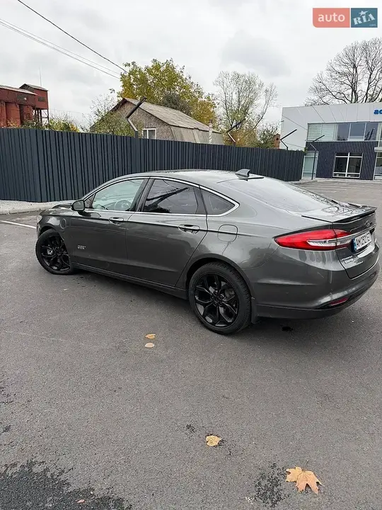 Ford Fusion 2015 photo 2