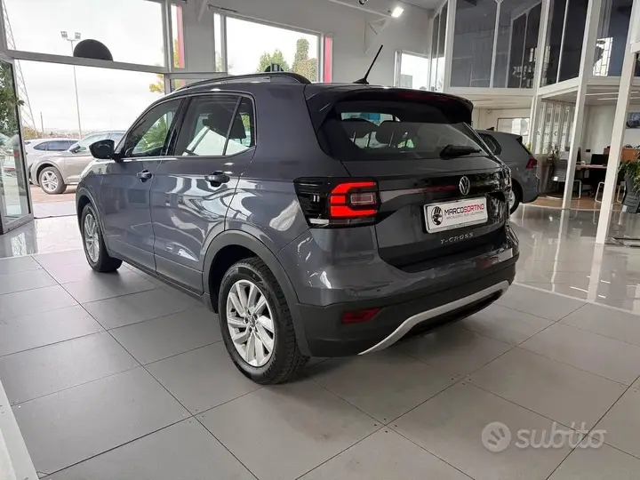 Volkswagen T-Cross 2023 photo 3