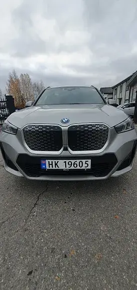 BMW Ix1 2025 photo 2