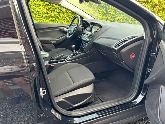 Ford Focus 2015 photo 4