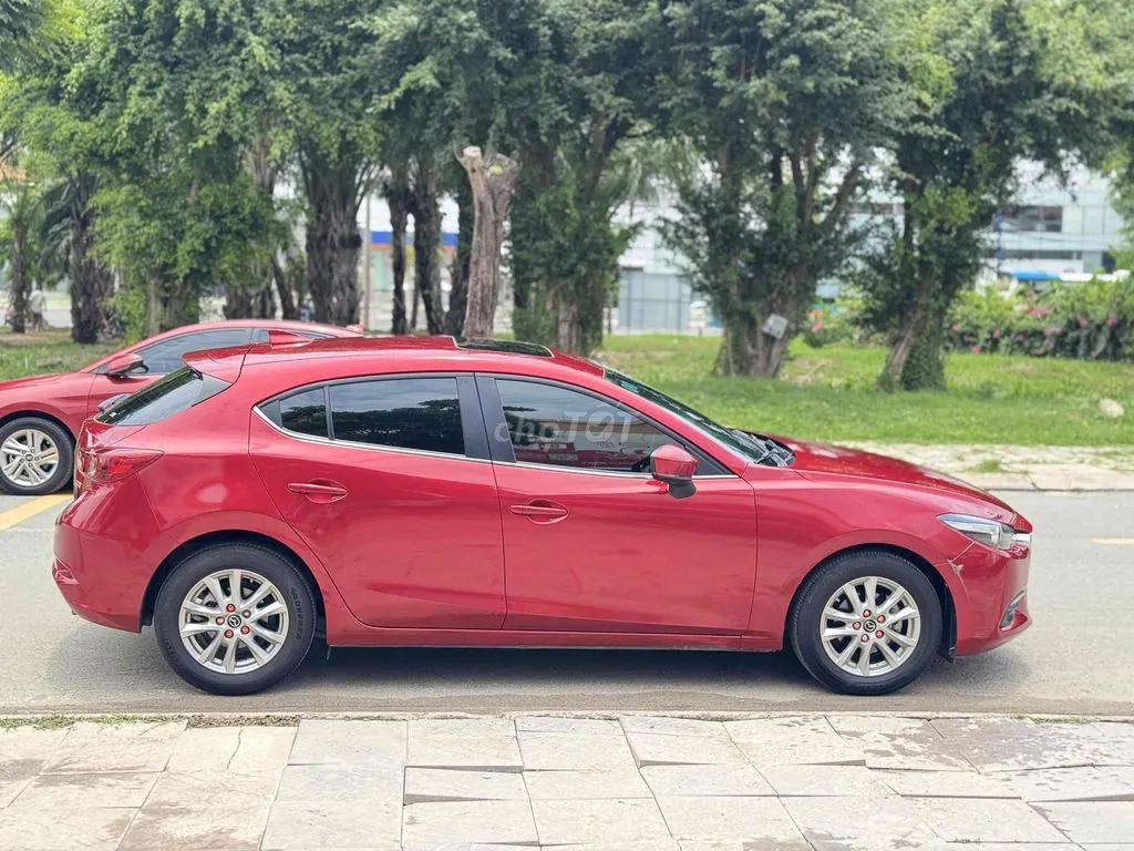 Mazda 3 2019 photo 3