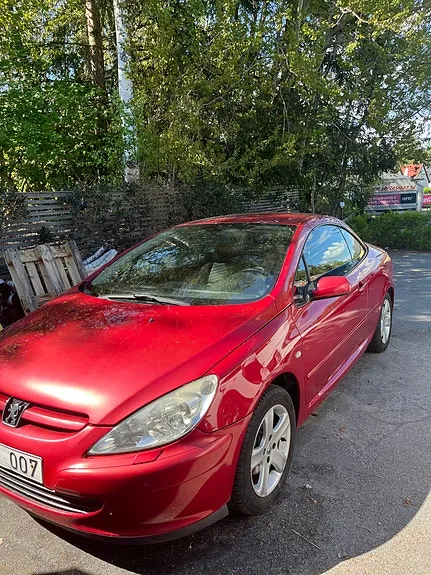 Peugeot 307 Cc 2005 photo 2