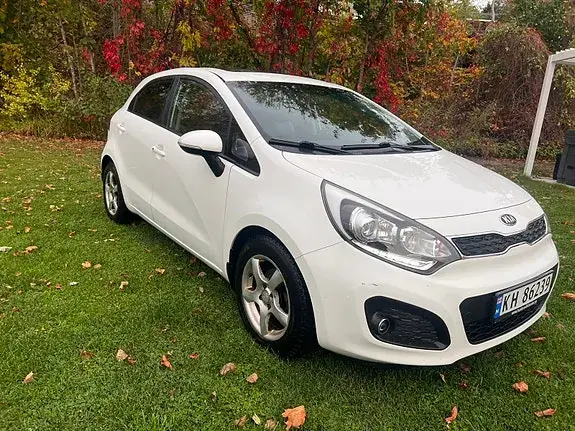 Kia Rio 2013 photo 3