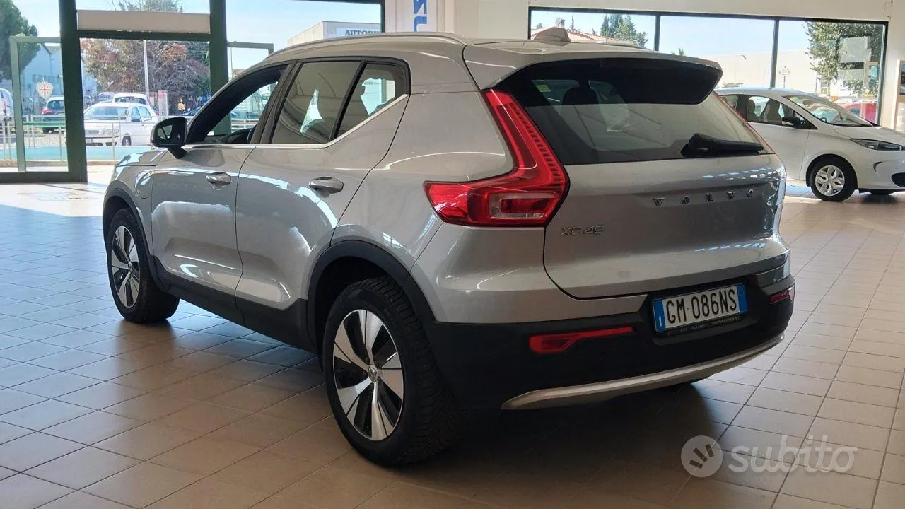 Volvo Xc40 2023 photo 5