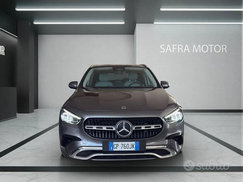 Mercedes-Benz Gla 2023 photo 2