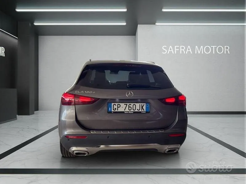 Mercedes-Benz Gla 2023 photo 5