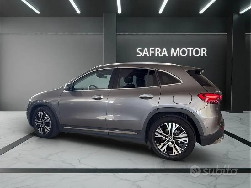 Mercedes-Benz Gla 2023 photo 3