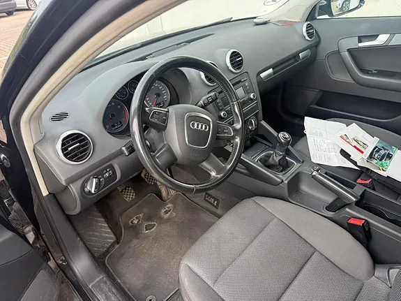 Audi A3 2011 photo 4