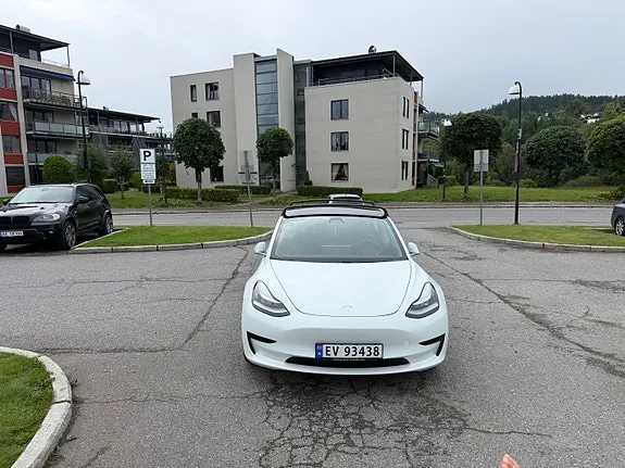 Tesla Model 3 2019 photo 4