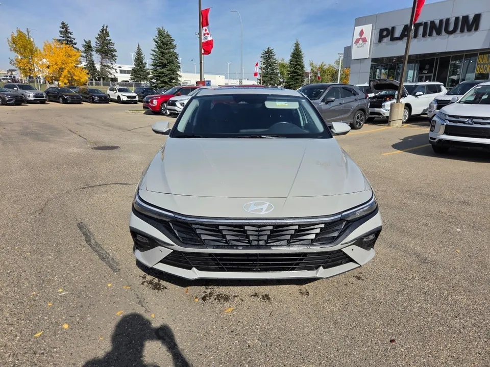 Hyundai Elantra 2024 photo 2
