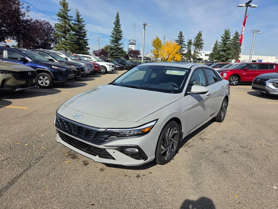 Hyundai Elantra 2024 photo 3
