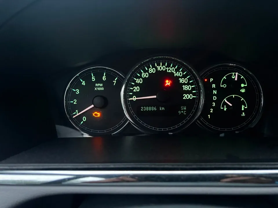 Buick Allure 2005 photo 2