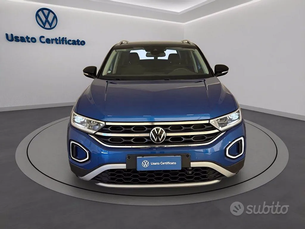 Volkswagen T-Roc 2022 photo 2