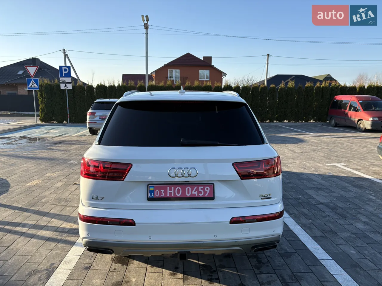 Audi Q7 2015 photo 2