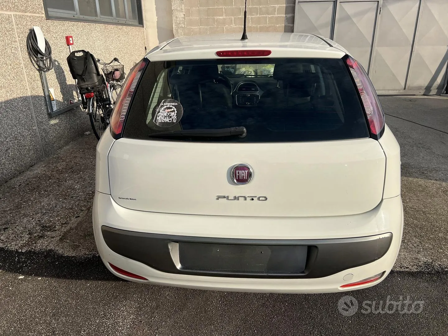 Fiat Punto Evo 2012 photo 4
