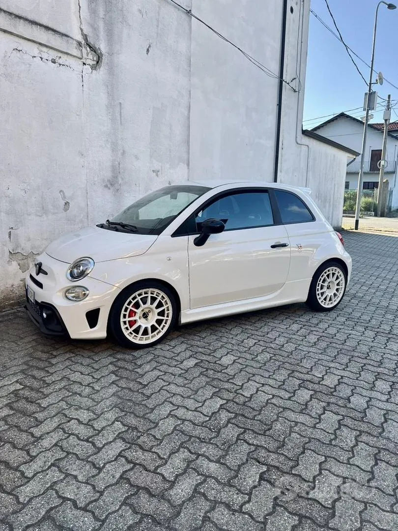 Abarth 595 Pista
