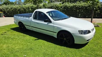 Ford Falcon 2004 photo 2