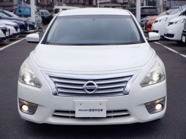 Nissan Tiara 2014 photo 3