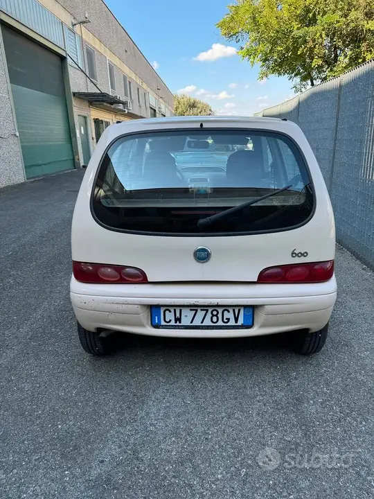 Fiat 600 2005 photo 2