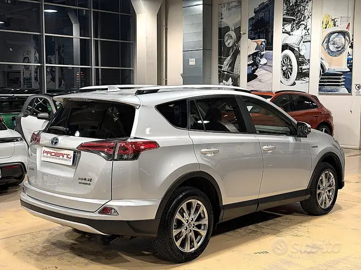 Toyota Rav4 2016 photo 4