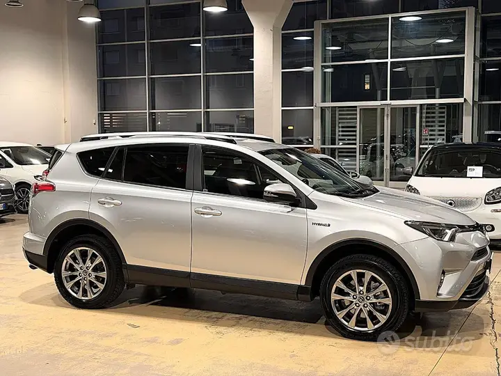 Toyota Rav4 2016 photo 5