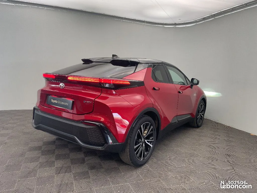 Toyota C-Hr 2024 photo 4