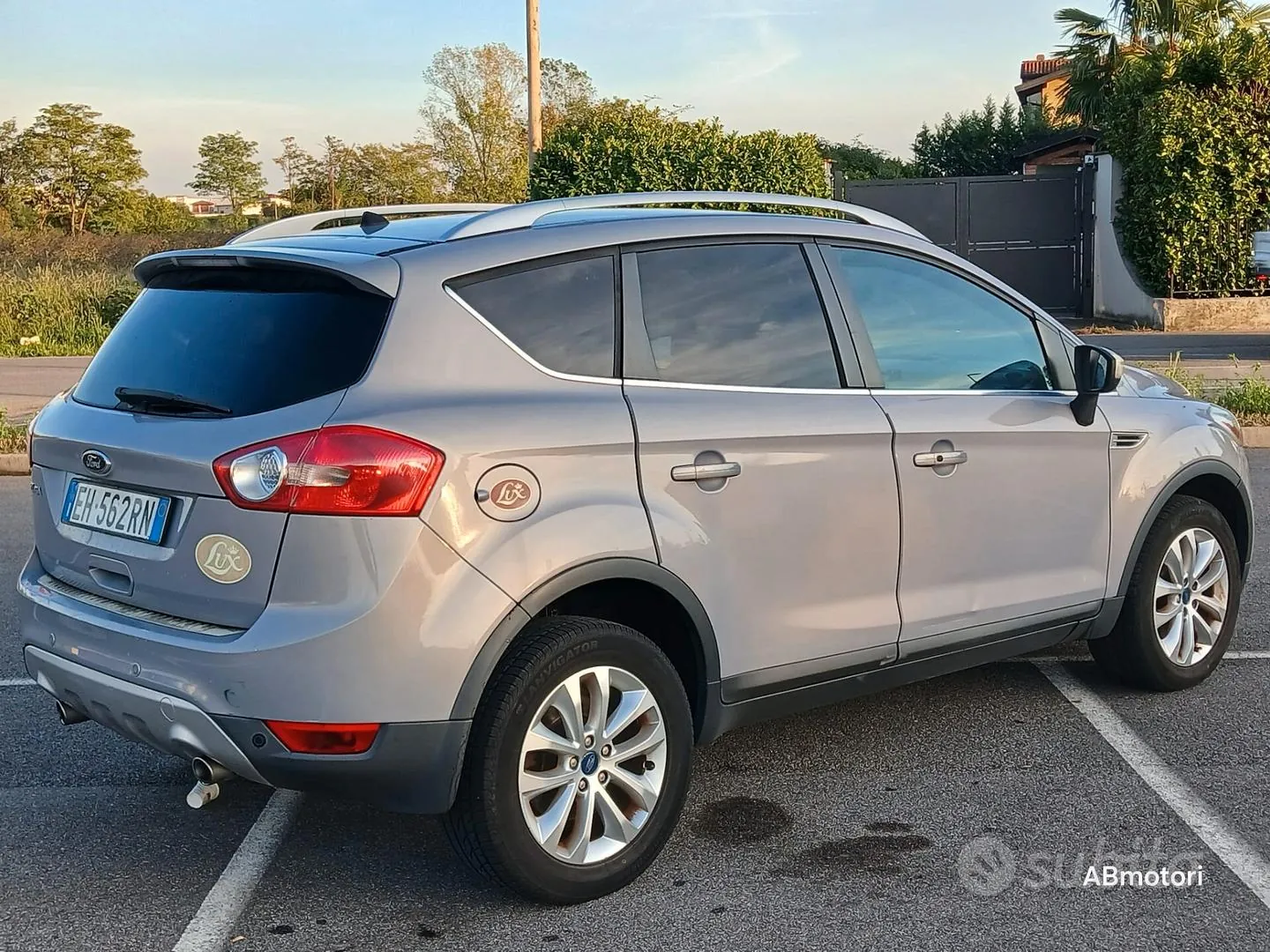 Ford Kuga 2011 photo 4