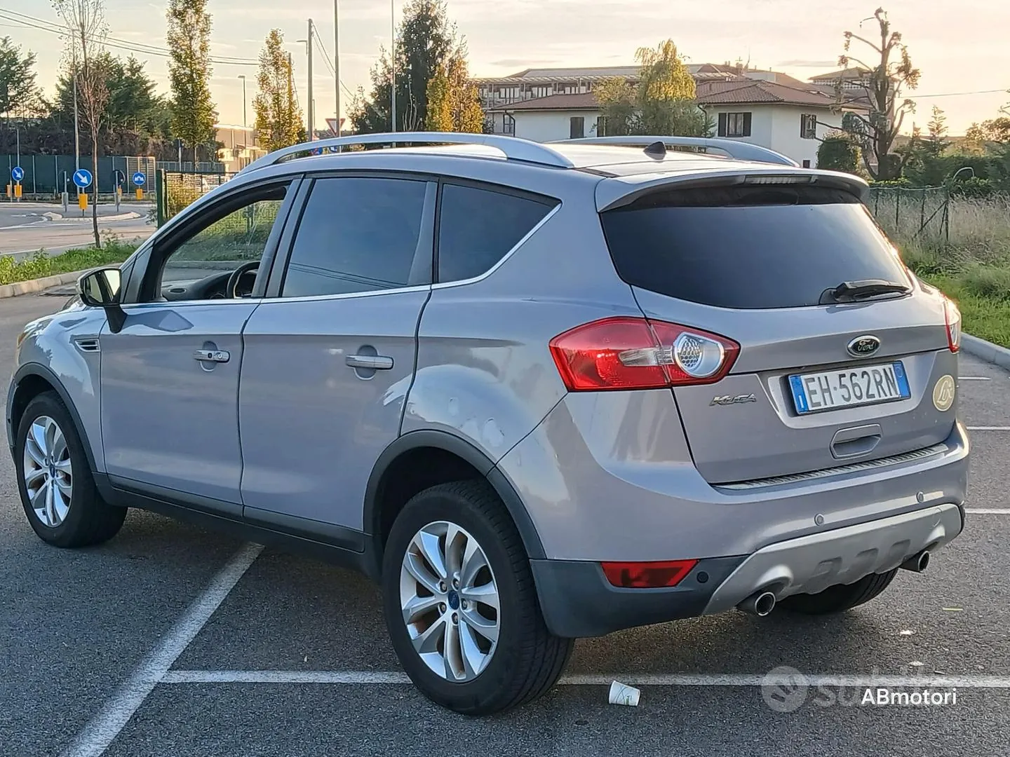 Ford Kuga 2011 photo 2