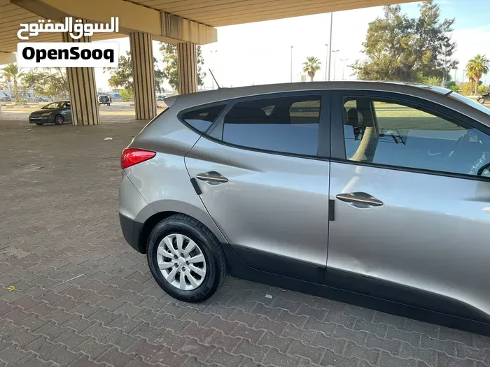 Hyundai Tucson 2012 photo 3
