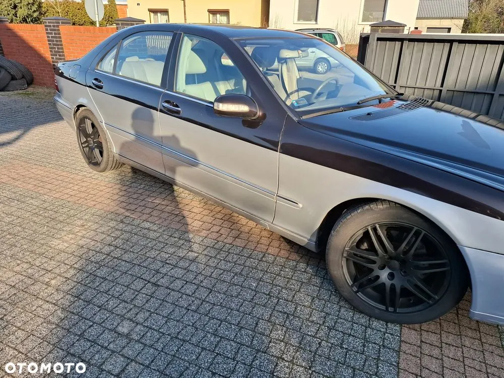 Mercedes-Benz S-Class 2006 photo 3