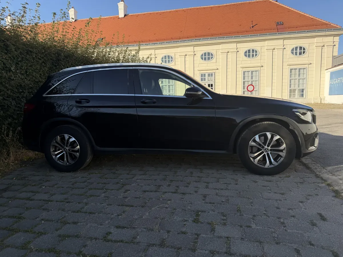 Mercedes-Benz Glc-Class 2019 photo 3