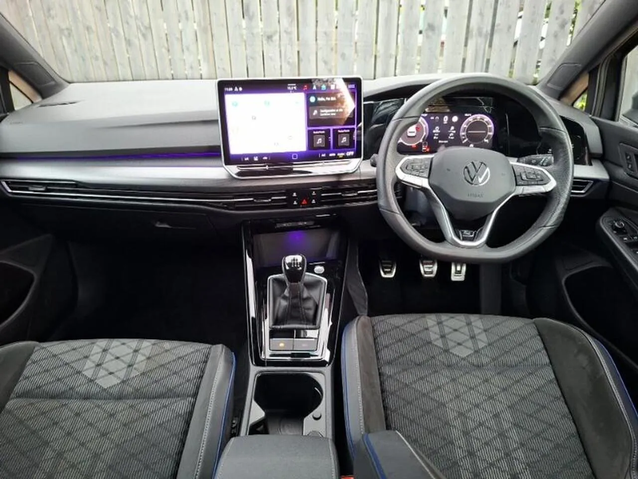 Volkswagen Golf 2025 photo 3