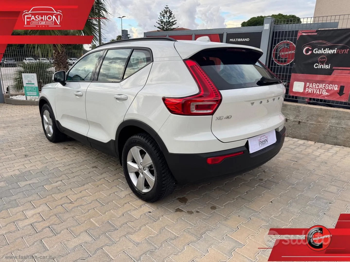 Volvo Xc40 2022 photo 2