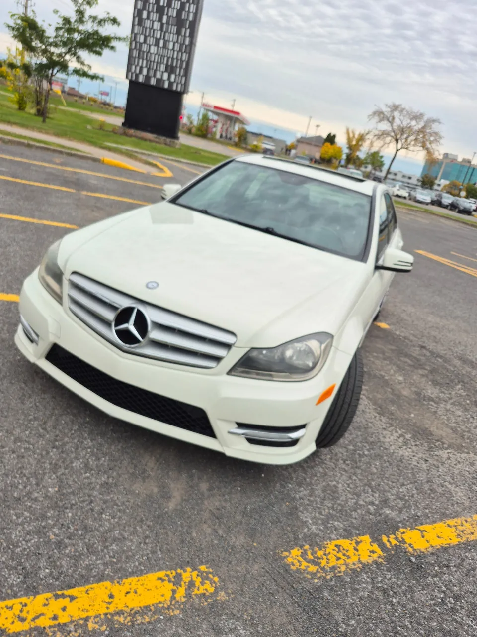 Mercedes-Benz C-Class 2012 photo 4