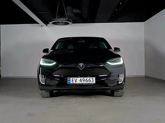 Tesla Model X 2019 photo 2