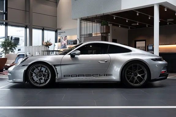 Porsche 911 S/T 2024 photo 3